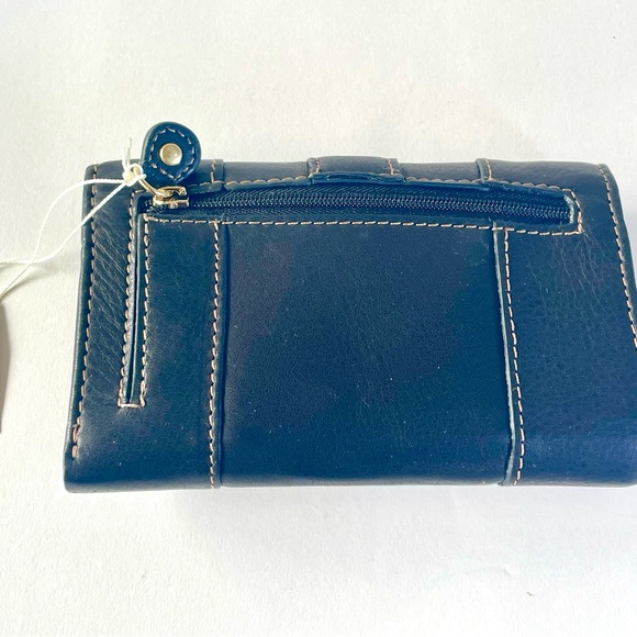 Liz Claiborne Genuine Leather Black Tri-Fold Ladies Wallet New With Tags - Picture 3 of 9